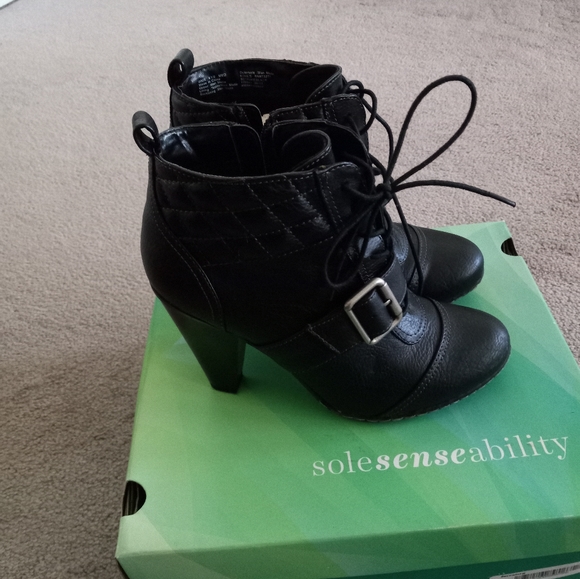 Booties - Picture 4 of 7